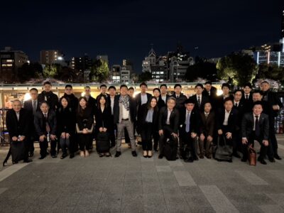 管理職忘年会（大阪）を開催しました